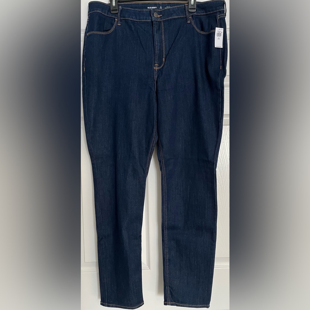 Old Navy High-Rise Straight Jeans, women’s size 18 long, NWT